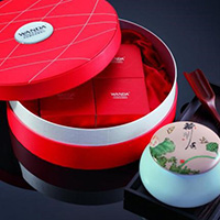 Wanda Hotels & Resorts Presents “Wanda Moonlight”  Mid-Autumn Mooncake Gifts