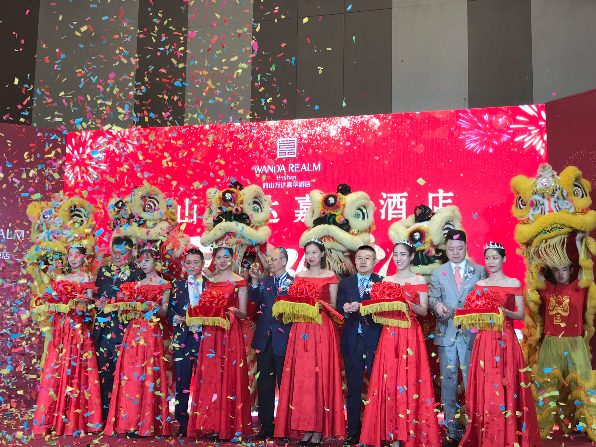 鱼米侨乡 自然意境 江门首家高尔夫度假酒店--鹤山万达嘉华酒店揭幕