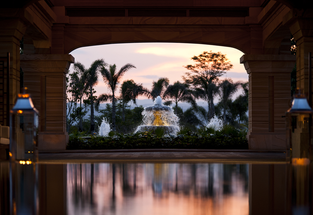 Exterior - Entrance with Sunset View