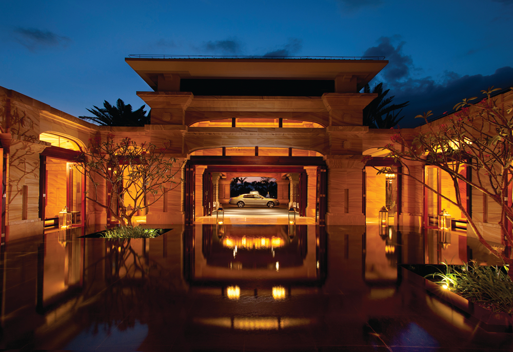 Exterior - Lobby Night View