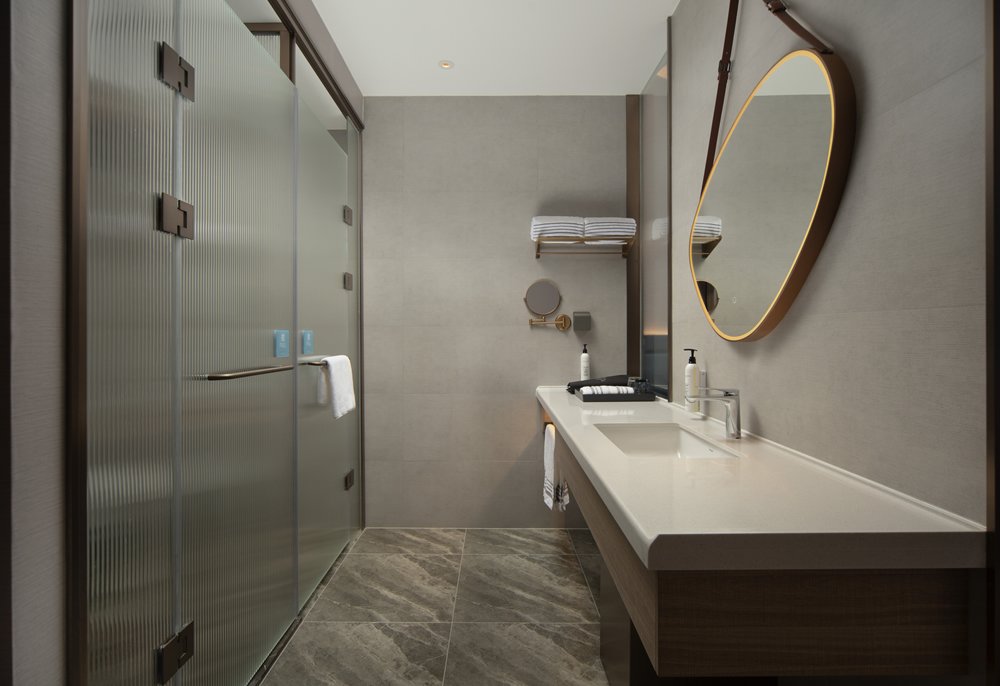 亲子大床房卫生间